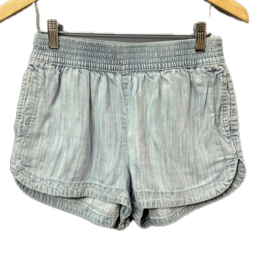 TNA Light Blue Athletic Shorts Denim look 100% Lyocell ladies size Small Aritzia